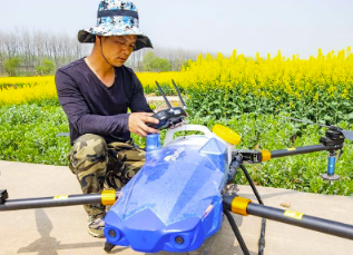 Хубэй активно продвигает сельскохозяйственные дроны для предотвращения и борьбы с болезнями рапса и насекомыми-вредителями в 2023 году
